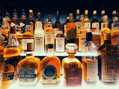 Come distillare il whisky